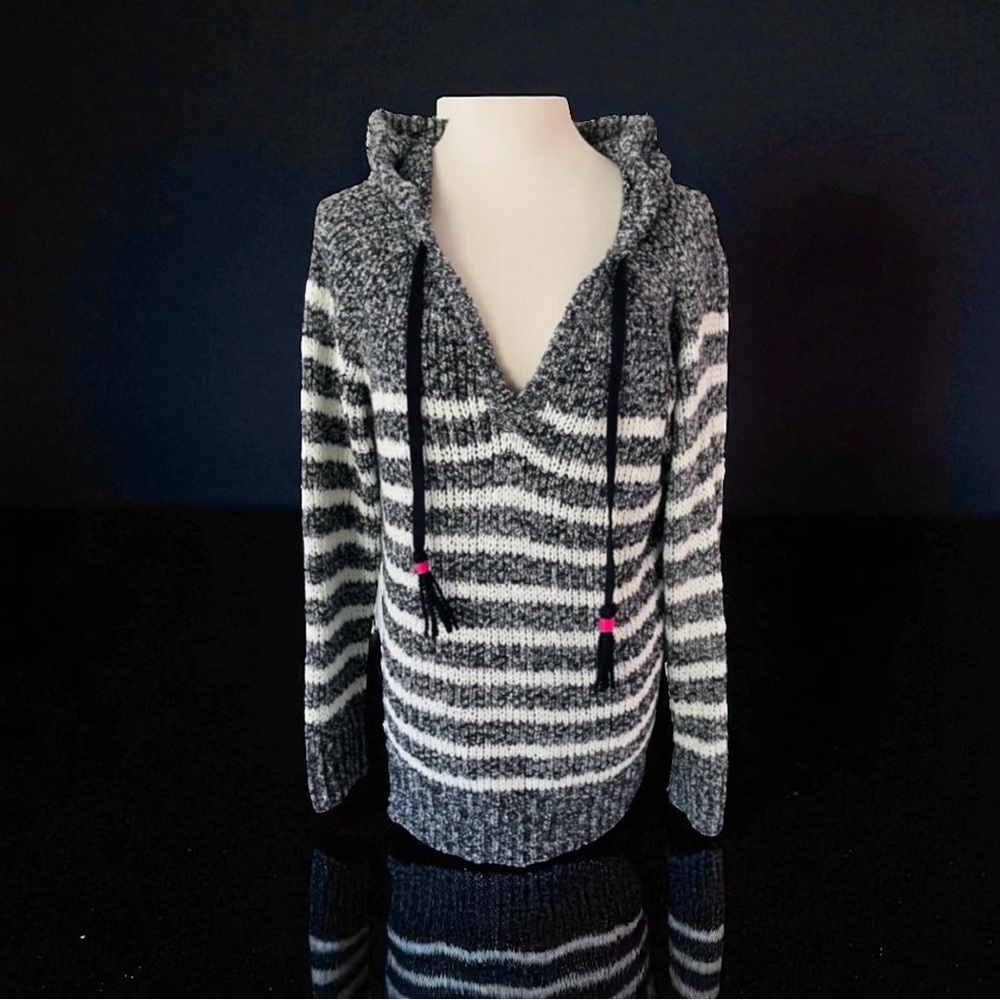 WHITE + WARREN Hooded Striped Tassel Sweater Size Medium